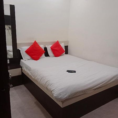 Hotel Nahta Palace Ujjain Dış mekan fotoğraf