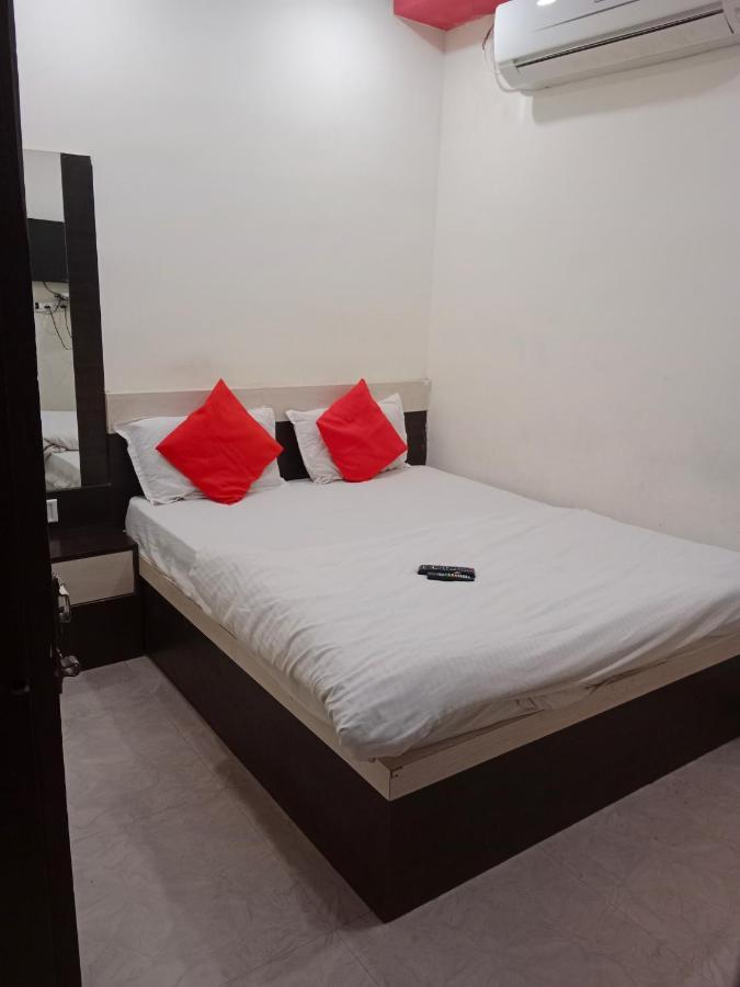 Hotel Nahta Palace Ujjain Dış mekan fotoğraf